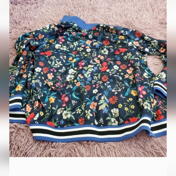 ZARA FLORAL TRACK SUIT - Picture 5 of 7